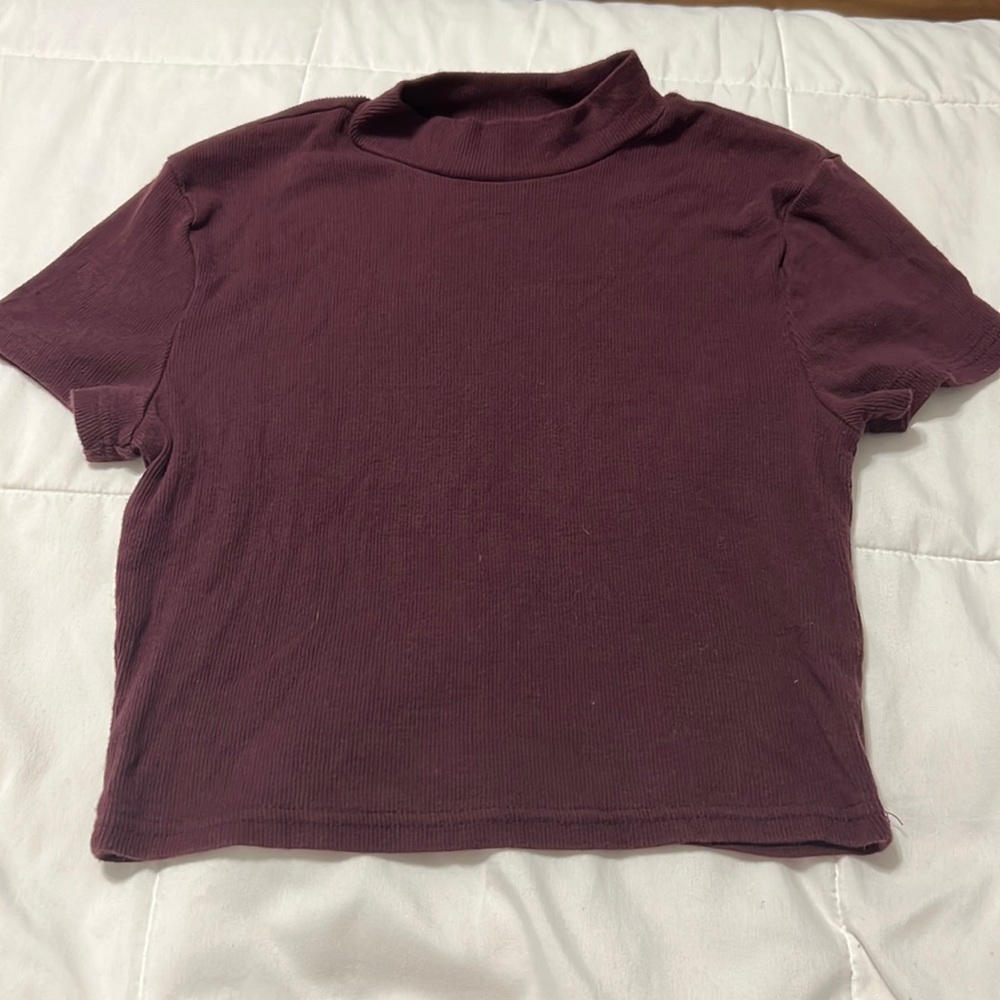Red baby tee ribbed medium